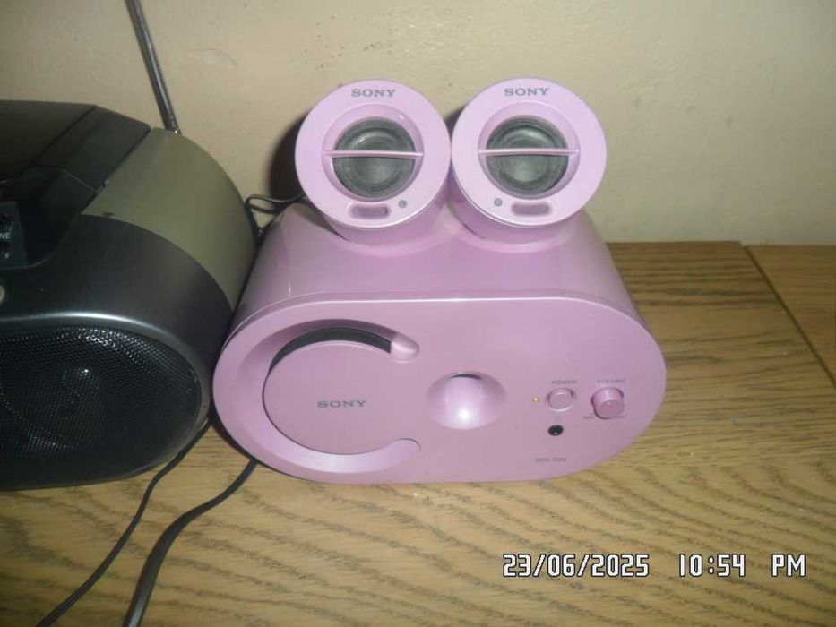 Sony CFD-S01 radiomagnetofon CD + Sony SRS-D25 głośniki