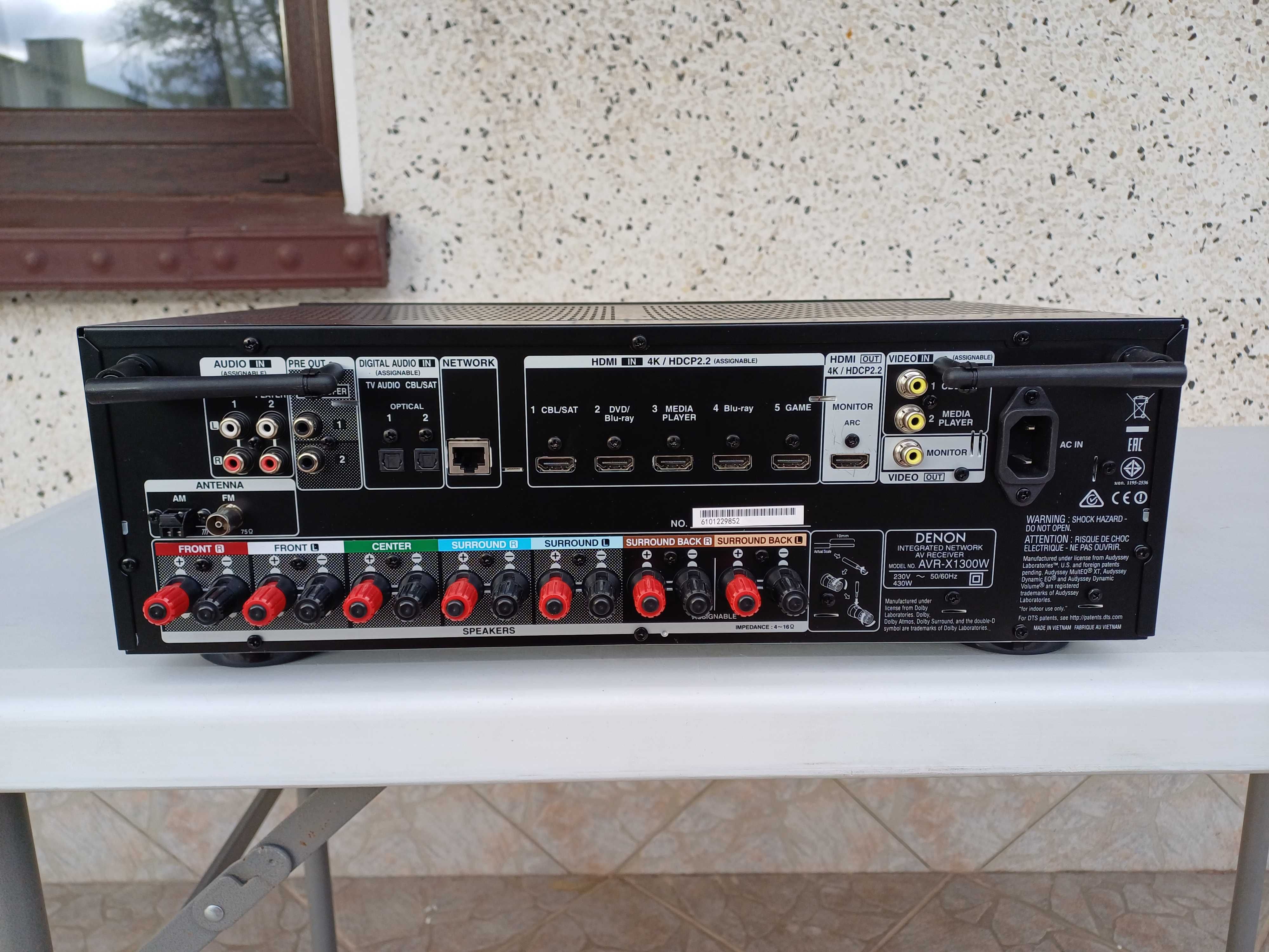 Denon AVR-X1300W Bluetooth Wi-Fi