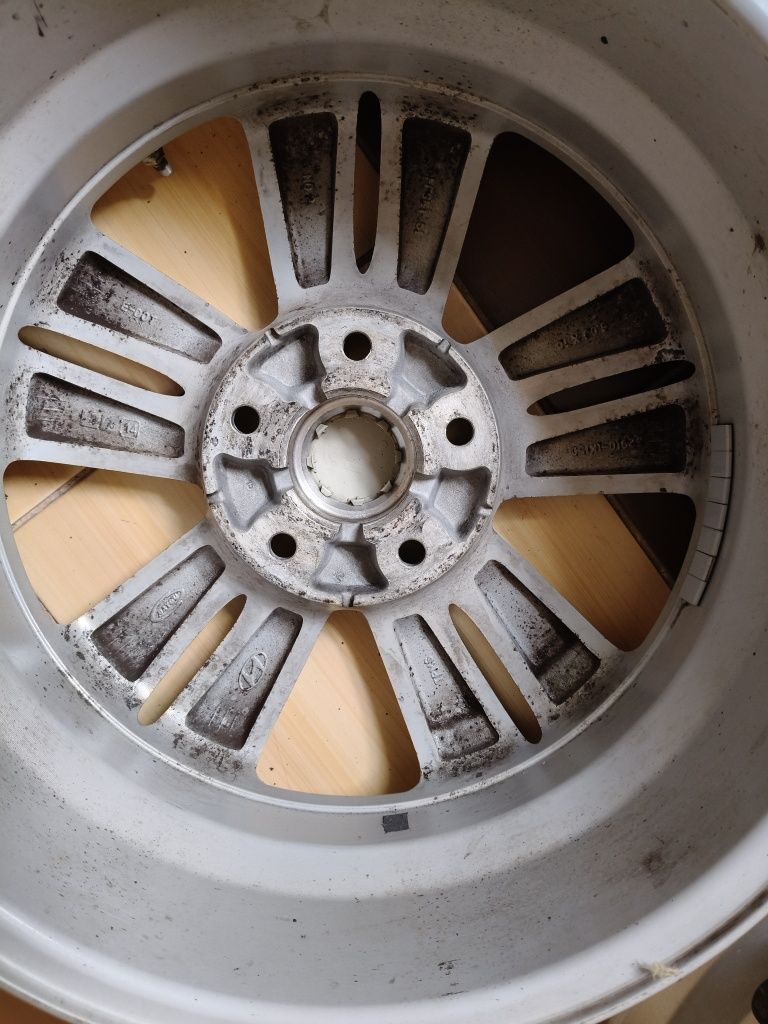 Диски R16 5×114.3 з датчиками тиску шин