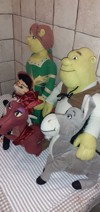 Shrek,Fiona,kot,osioł,smoczyca pluszaki z bajki