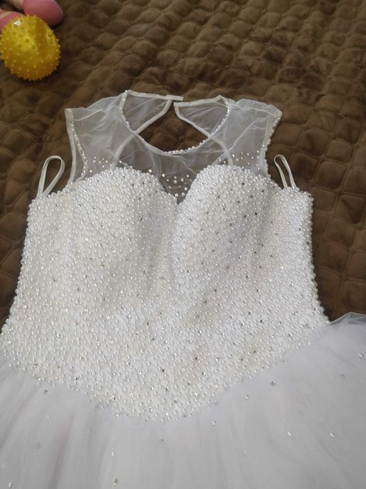 Продам свадебное платье б/у в хорошем состоянии