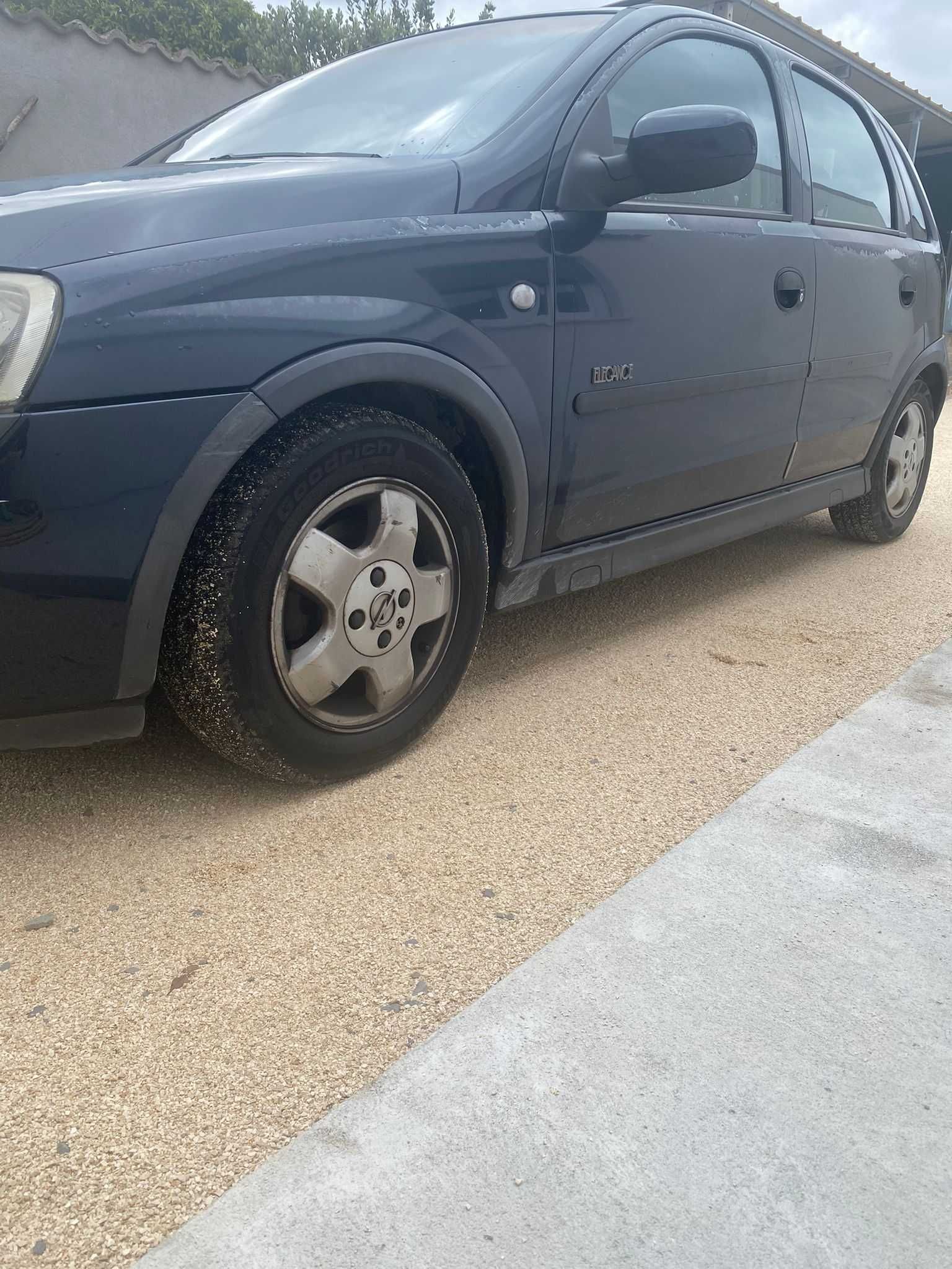 Carro Opel Corsa