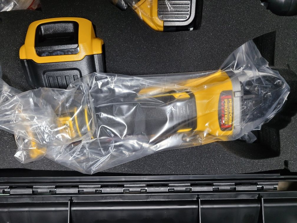 Dewalt zestaw 18v