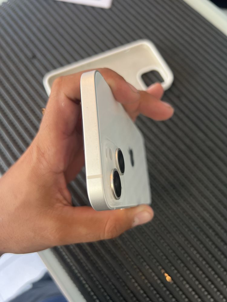 Iphone 14 branco IMPECAVEL