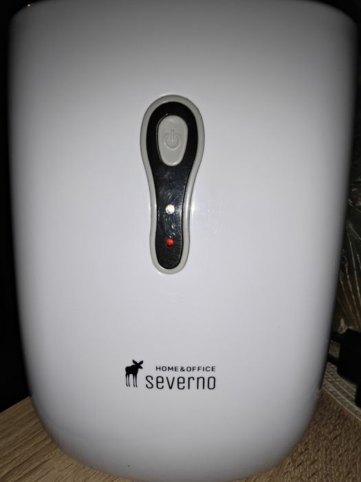 Pochłaniacz Wilgoci Osuszacz Powietrza Do Domu i Łazienki Cichy SEVERN