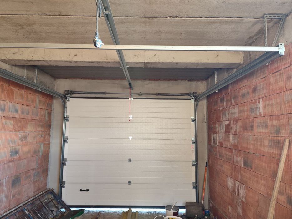 Чудовий 3К будинок в тихому районі!