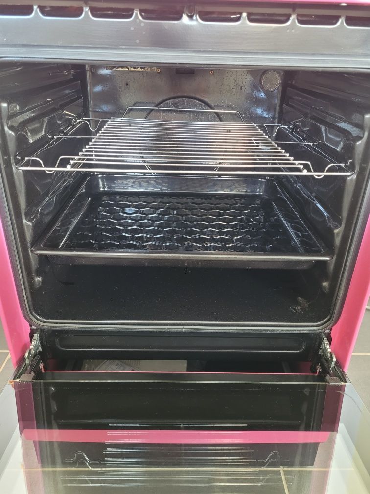 Sprzedam kuchenkę elektryczną firmy Amica z możliwością dostawy