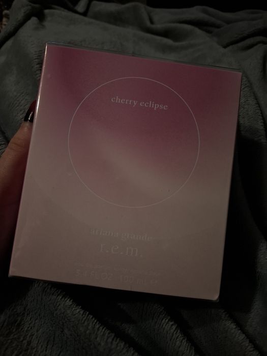 perfum Ariana Grande cherry eclipse r.e.m 100 ml