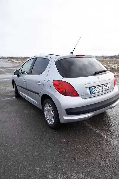 Продам Peugeot 207 2008