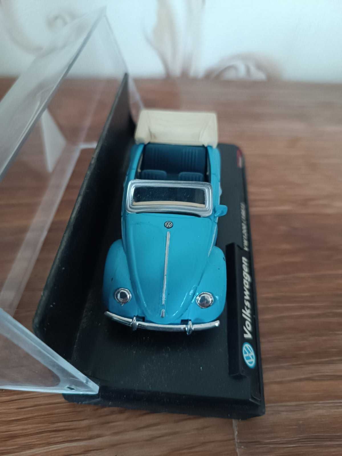 Машинка металлическая Volkswagen VW1200 1951 года. 1:43.