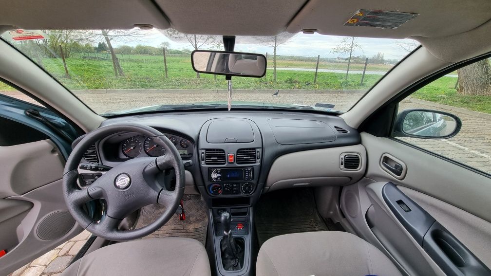 Nissan Almera 1.5