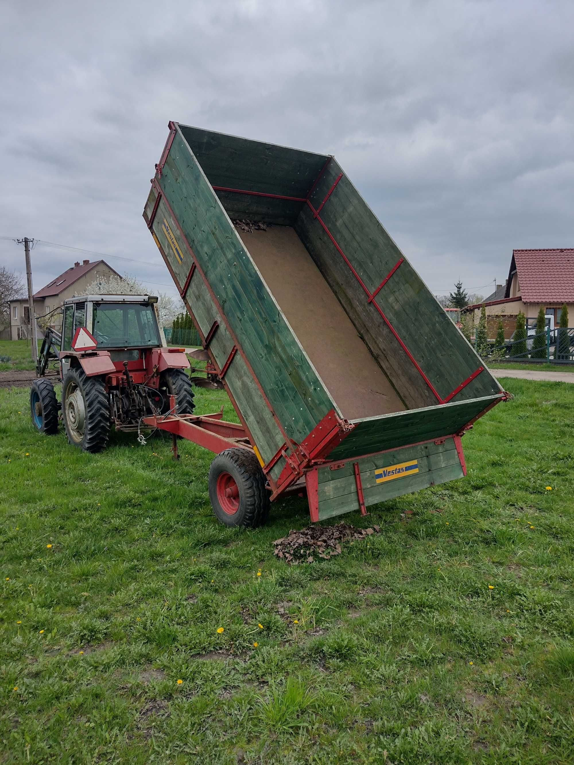 Przyczepa rolnicza wywrotka na tył vestas