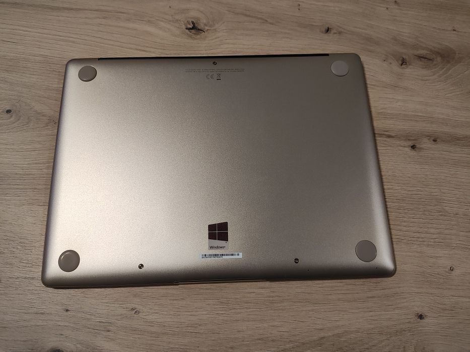 Huawei MateBook X 13" i7-7500U/8GB/512 Złoty SSD/Win11