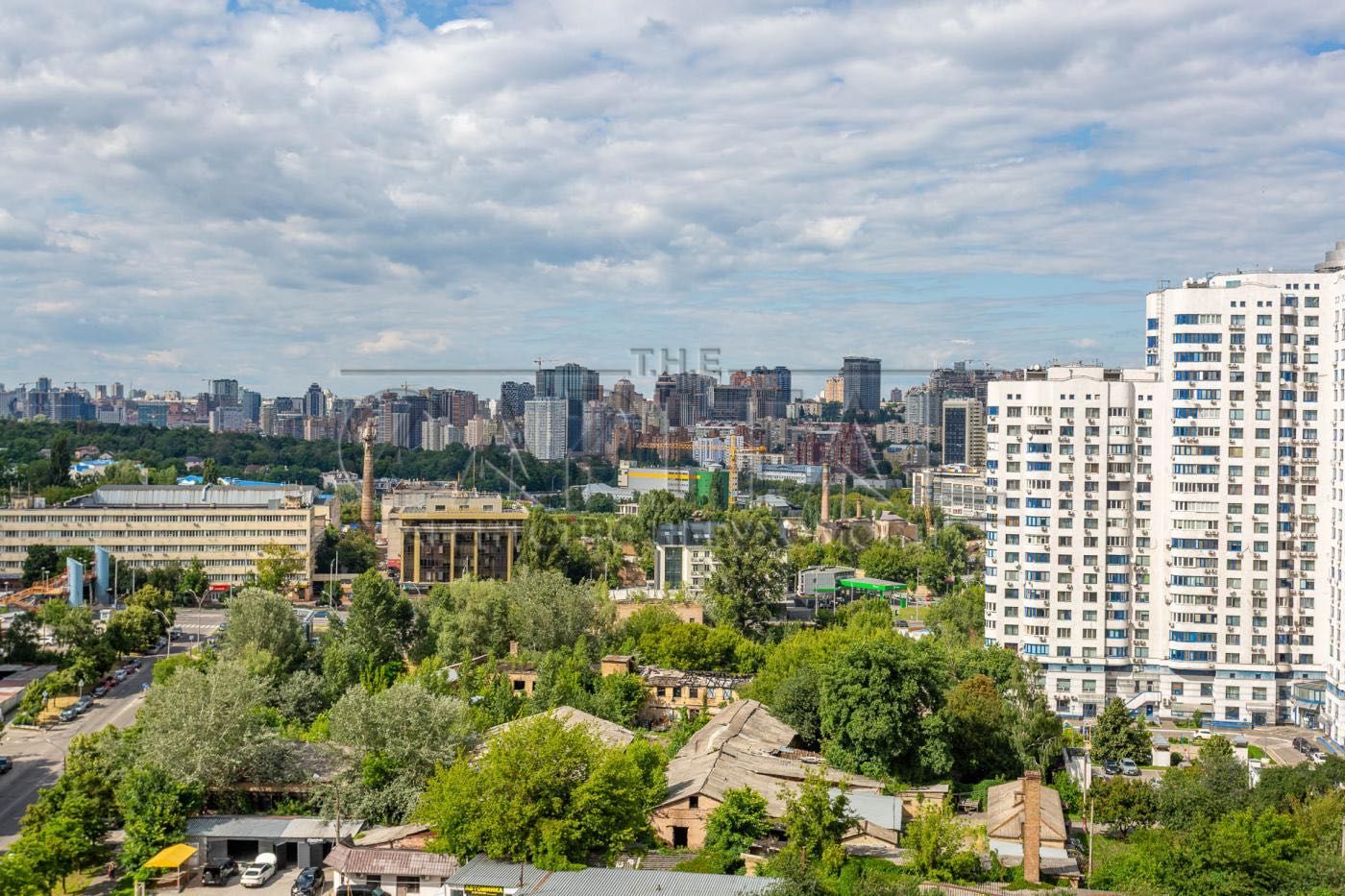 Продаж 3-кімнатна квартири 128 м2 у ЖК бізнес-класу Soho Residence