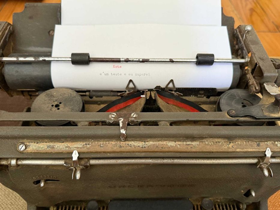 Máquina de Escrever Vintage Underwood – Em funcionamento!