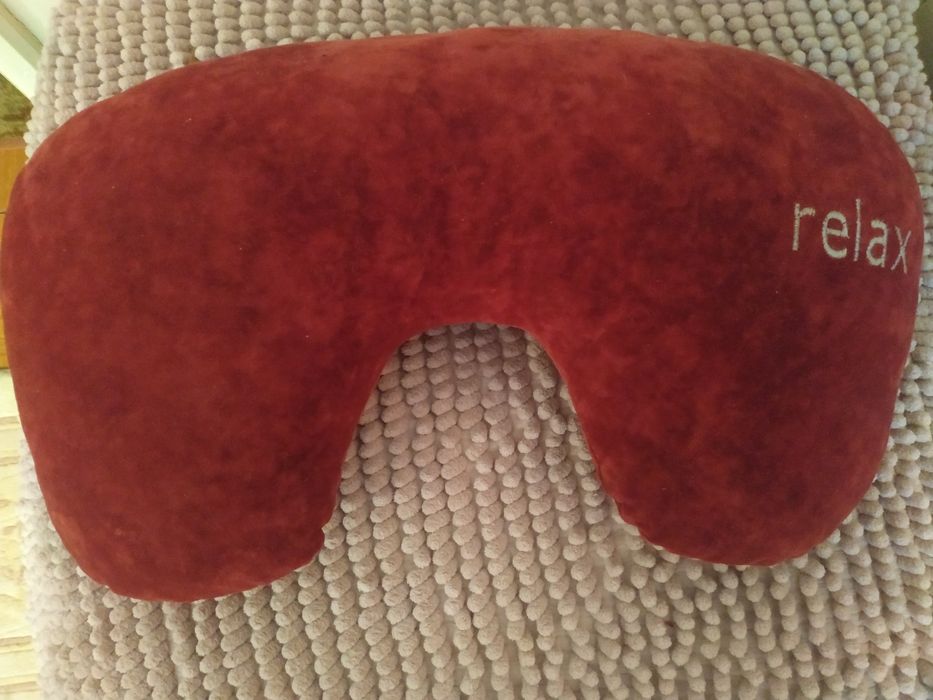 Подушка дорожная