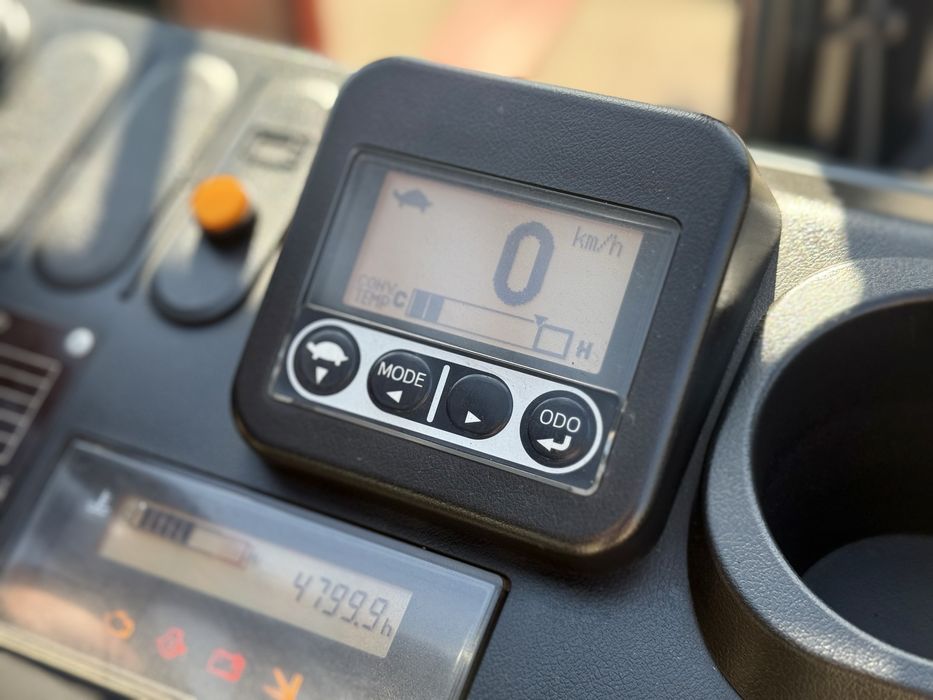 Навантажувач вилковий з вагами TOYOTA02-8FG15 вилочный погрузчик, кара