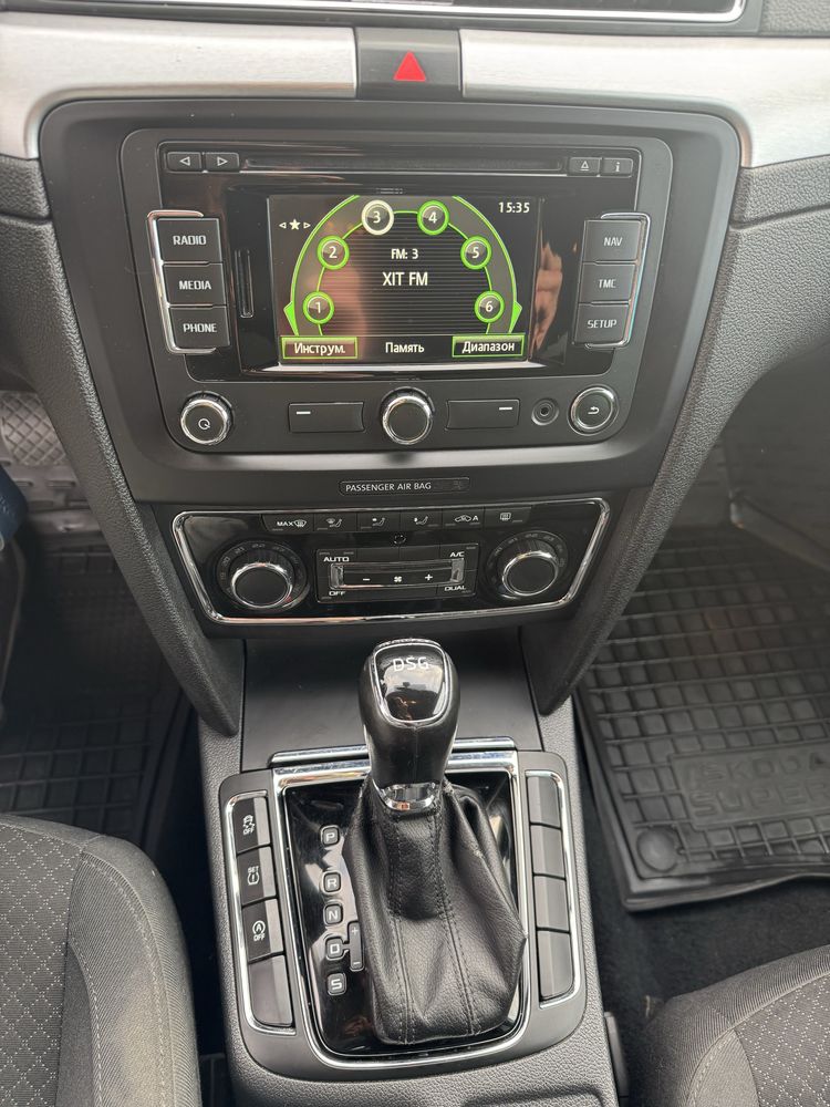 Продам Skoda superb 2014