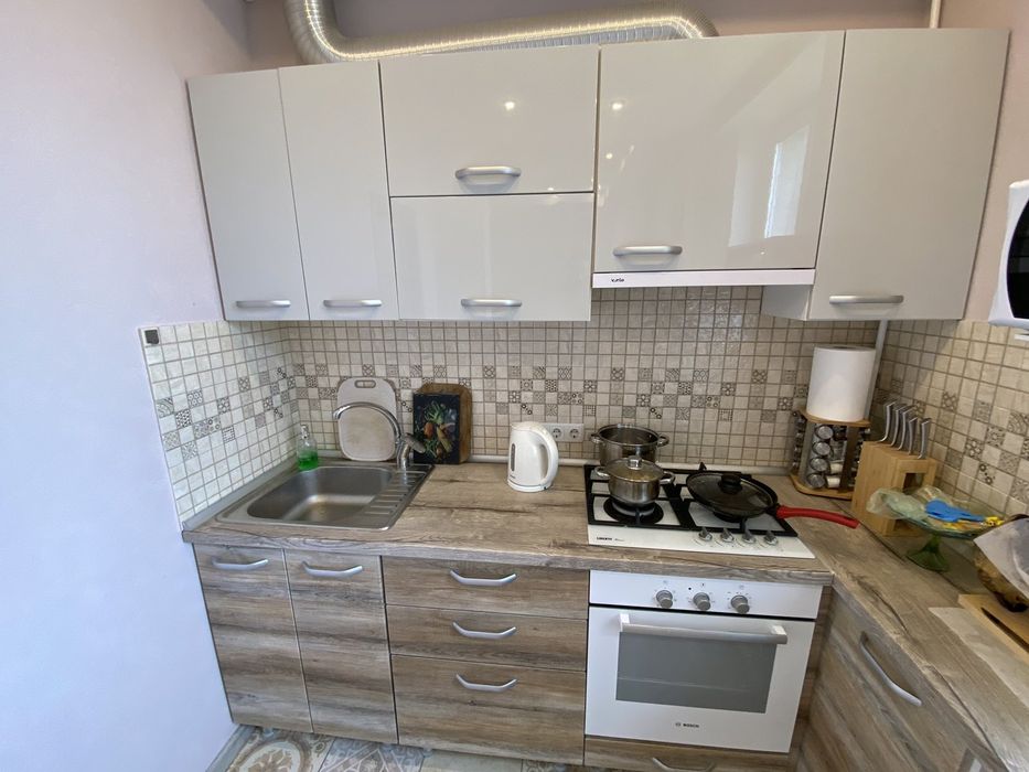 Продам 2-х комнатная сталинка Холодная гора