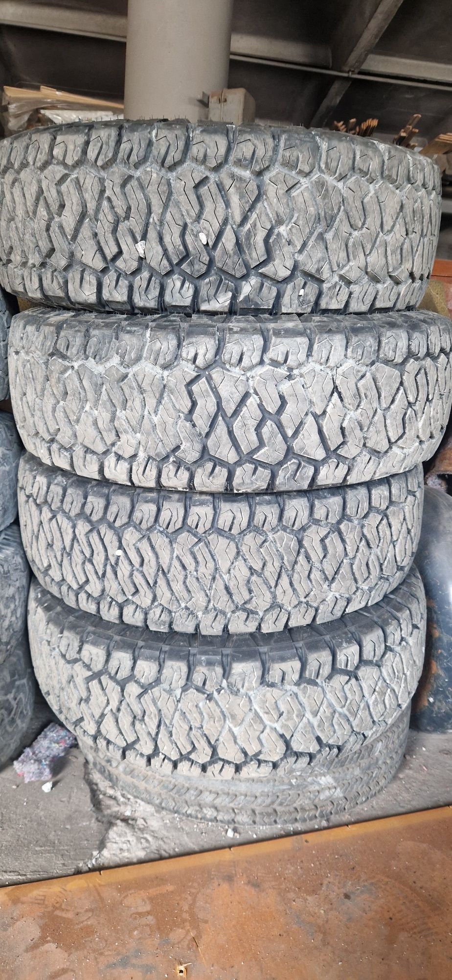 Maxxis 31 10.5 r15