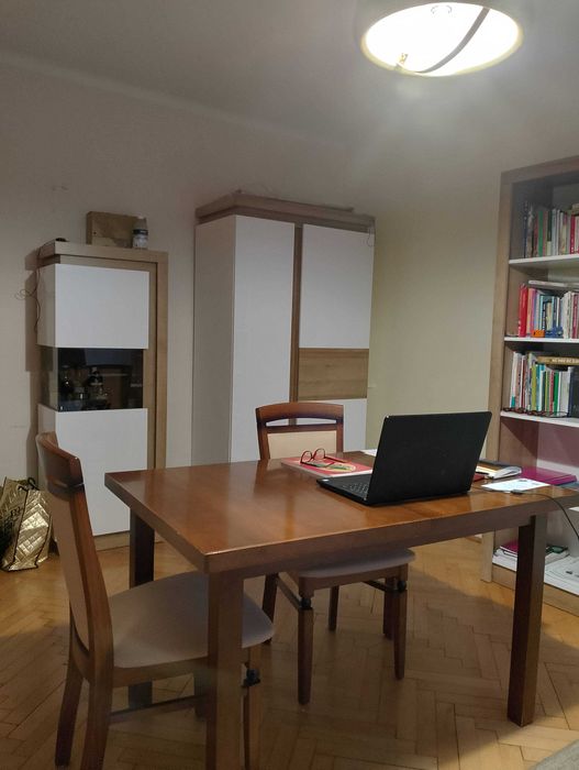 Duży pokój do wynajęcia
Rezerwacja