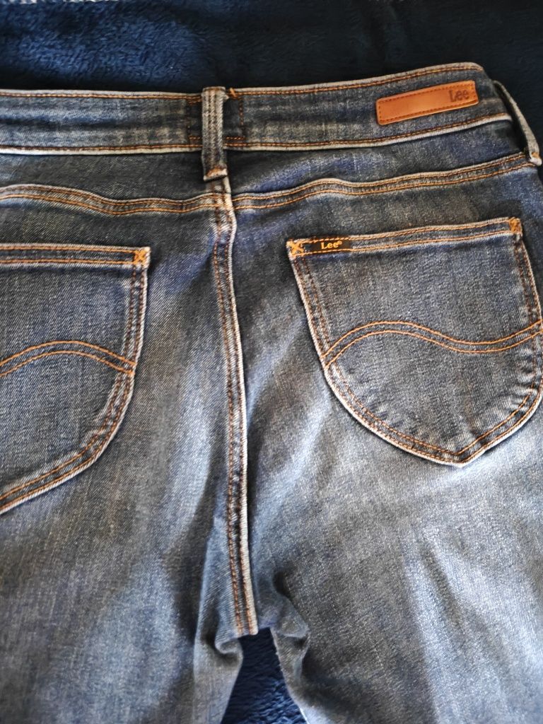 Damskie spodnie jeansowe Lee jak nowe