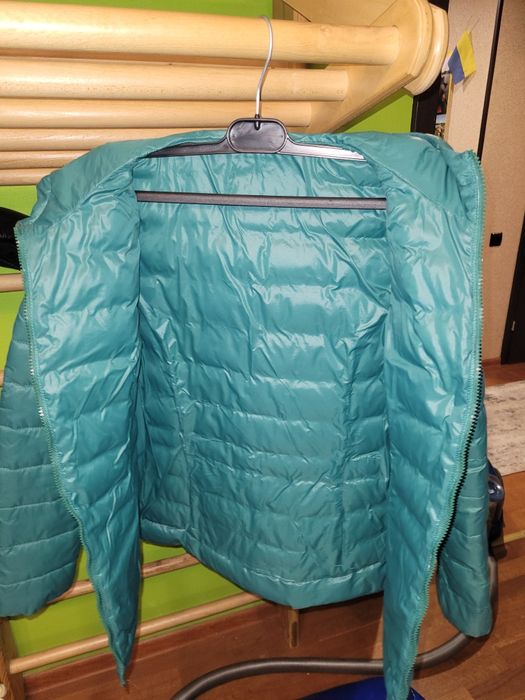 Куртка жіноча демісезон,розмір S,чудовий стан