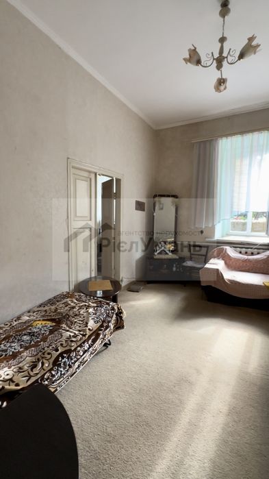 Продається 2-кімнатна квартира, р-н Осташівка