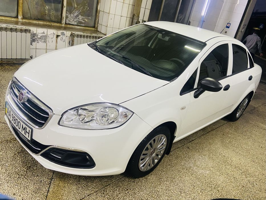 Fiat linea 2013 рік 1.4 газ/бензин