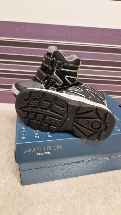 Зимові термо чоботи черевики Geox р.25,26 Оригінал!