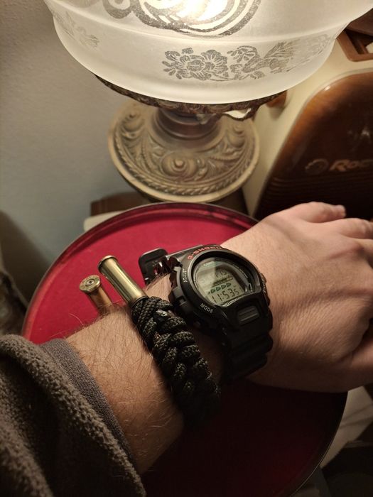 Pulseira em paracord