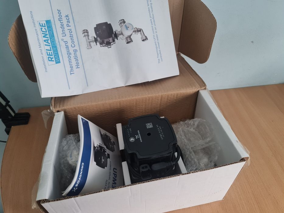 Смесительный контур теплого пола с насосом Grundfos UPM3 FLEX 25-75