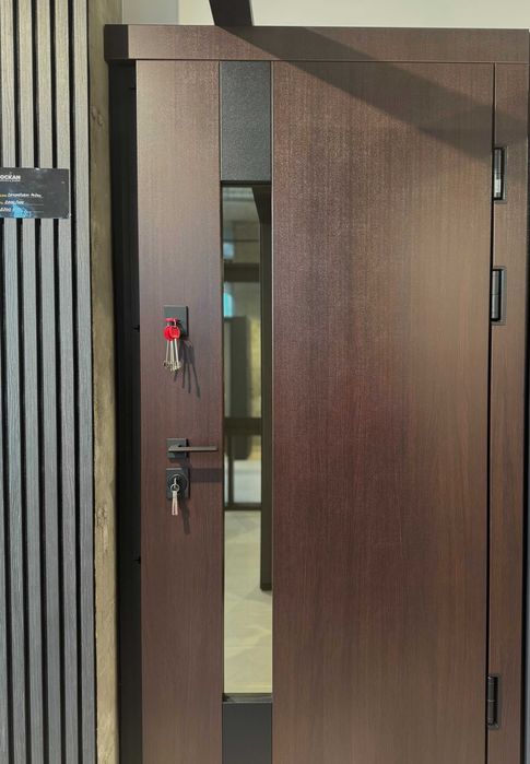 Двері вхідні у квартиру, будинок. єВідновлення, розтермінування