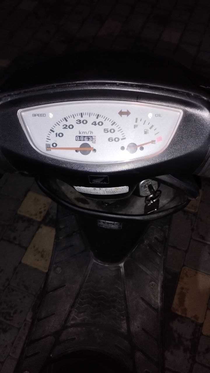 Продам скутер Honda Dio 34