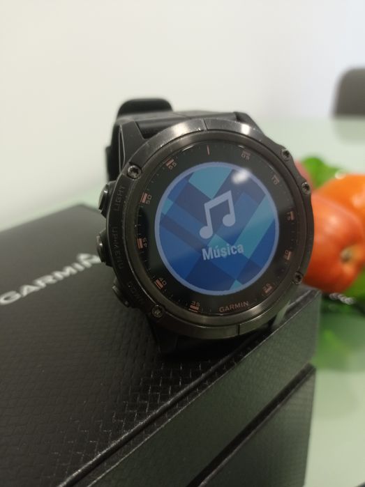 Garmin Fênix 5X plus Saphira edição especial