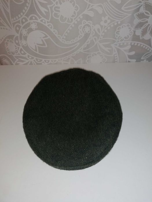 Wełniany kaszkiet z nausznikami zimowy