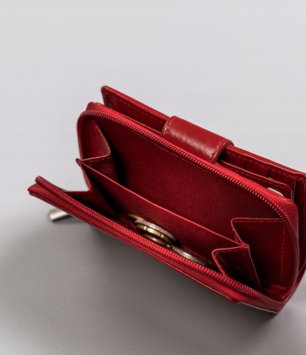 Skórzany portfel damski z systemem RFID Protect luxury nowy czerwony