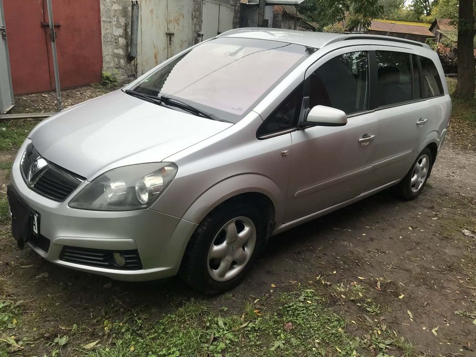 Опель Зафіра 2005 р.