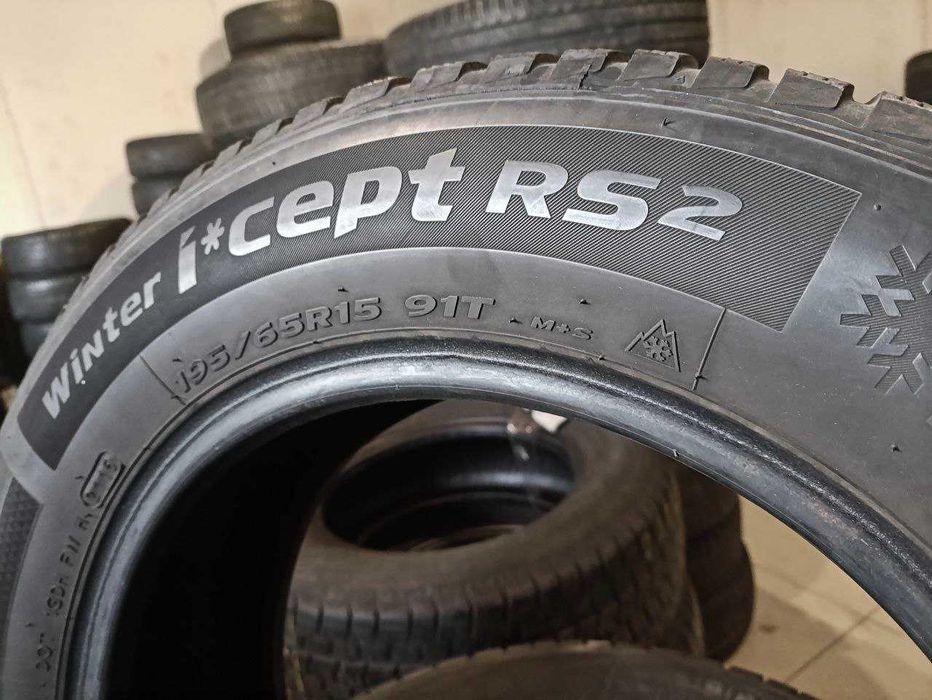 Пара шин б/у 195/65R15 91T Hankook Winter i*cept RS2