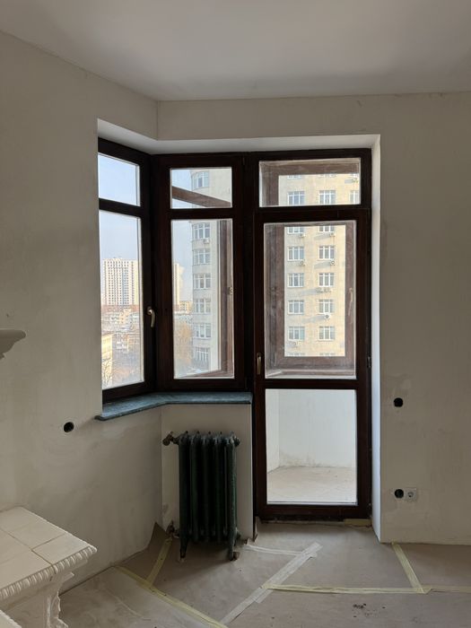 Продаж 4-кімн., 950$/кв.м, Центр 10хв, Власна Тераса! КРАЩА ІНВЕСТИЦІЯ