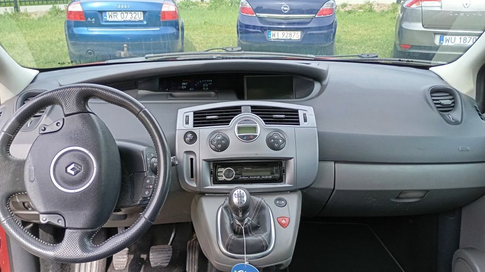 Scenic 2 2009r 1.6 benzyna bogata wersja