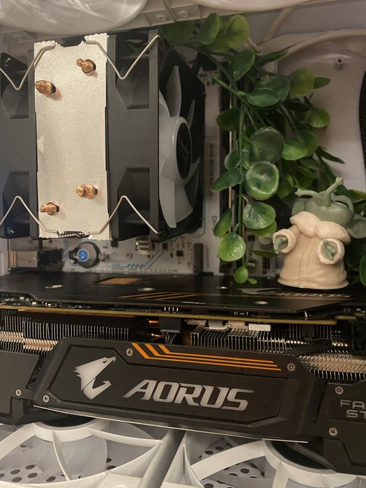 Потужний ПК R5 5500 , 1080ti, DDR4 32gb 3200, B550 Не вмикається