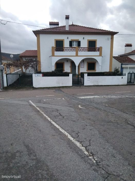 Vende-Se Moradia Em Porto Espada, Grande Oportunidade Com Baixa Preço