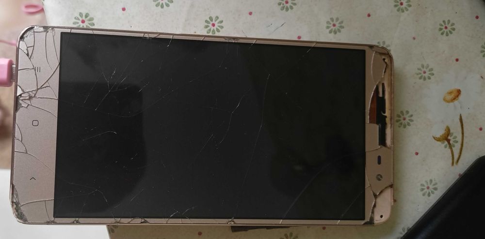 Xiaomi Redmi Note 3(может Pro)