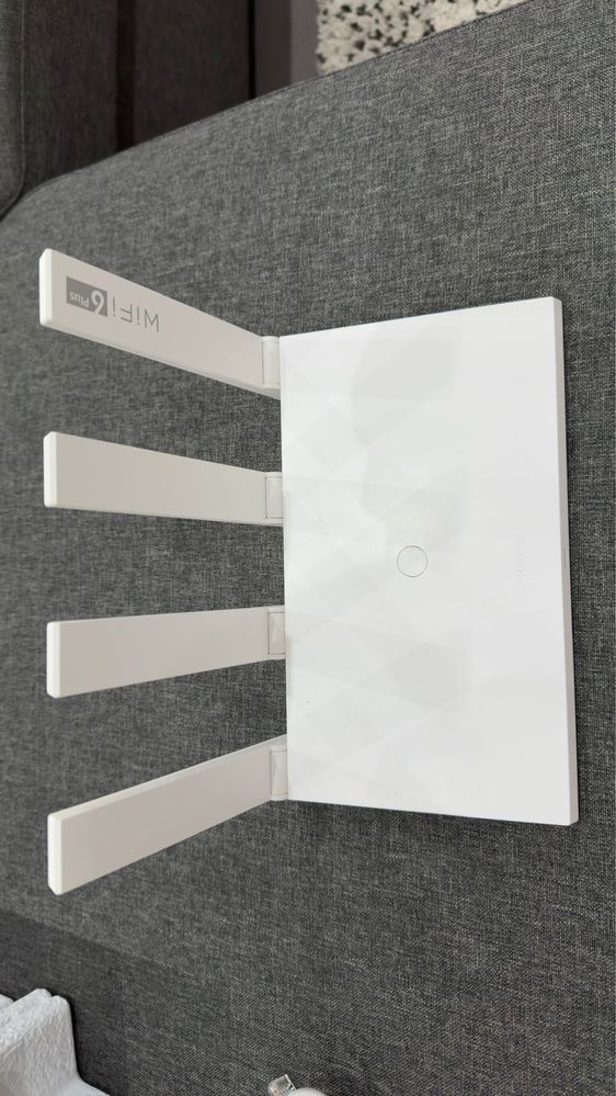 HUAWEI WiFi AX3 (Quad-core)