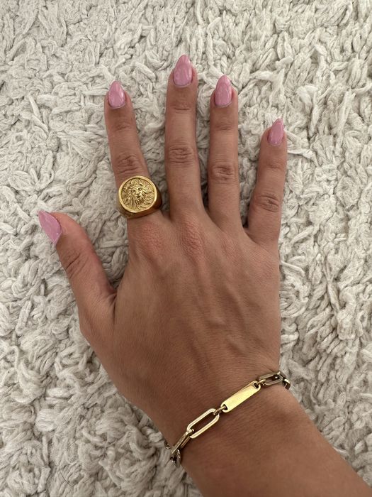 Anel signet leão Somnium Accessories