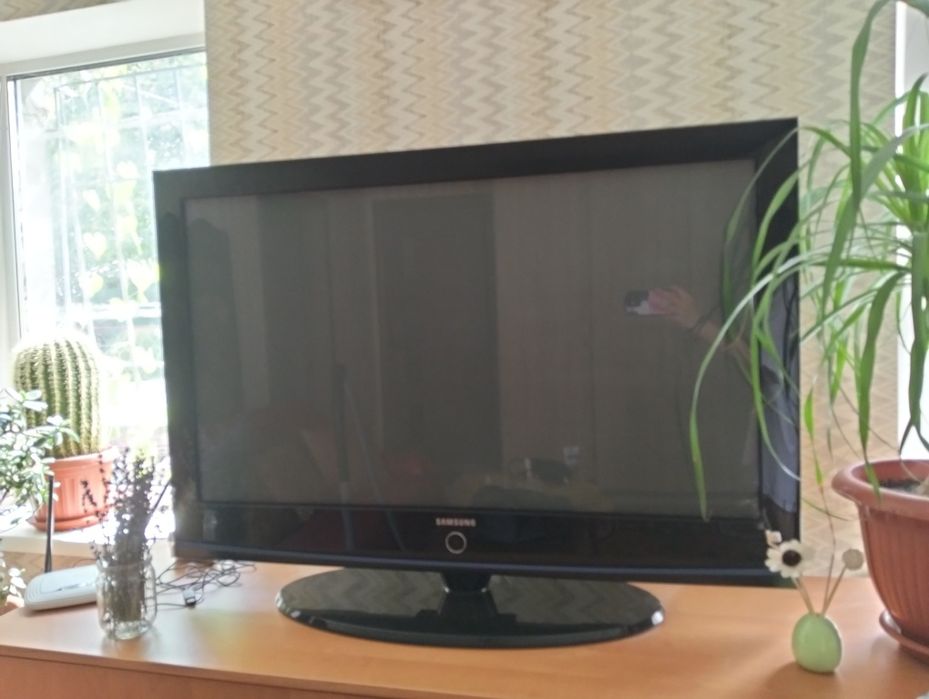 Телевізор Samsung tv plasma PS42C92. Діагональ 42"