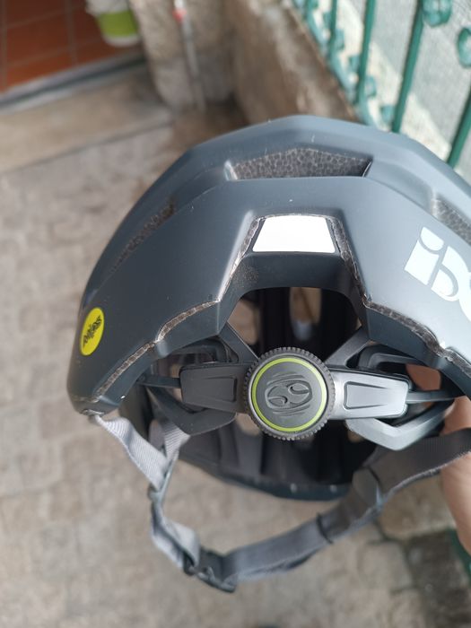 Capacete BTT IXS Trail Evo Mips M/L