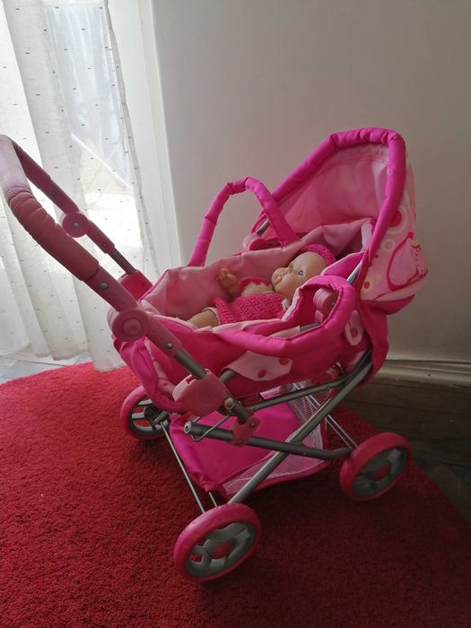 Carrinho de Boneca dobrável com Boneca Incluída.