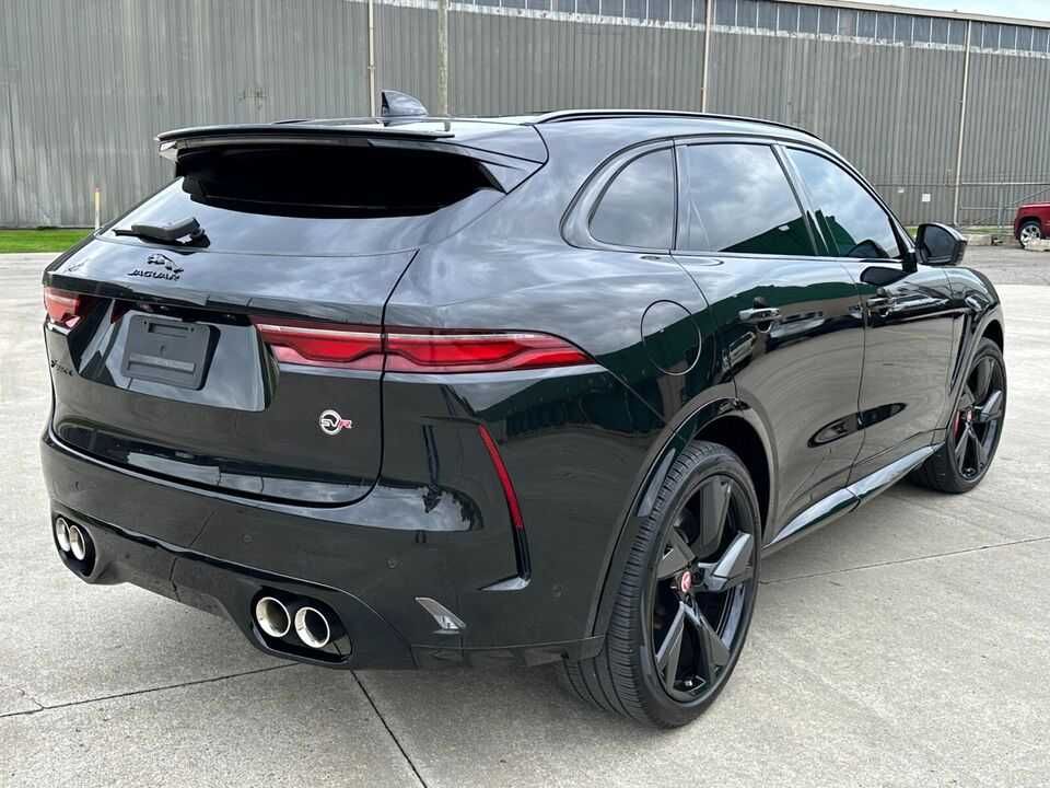 2022 Jaguar F-Pace SVR  AWD  5.0L